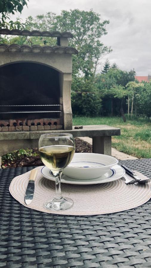 Nice House, Garden And Bbq 3Km From The Beach / Jolie Maison, Jardin Et Bbq A 3 Km De La Plage Coudekerque-Branche Eksteriør bilde